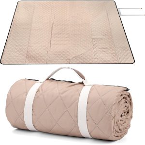 Foldable, fleece-surface picnic blanket